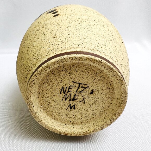 Tonala Mexican Folk Art Pottery Vintage Sandstone Vase Signed Netzi Mexico - Picture 5 of 7